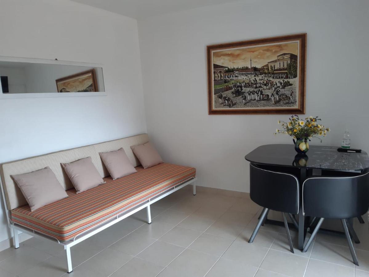 Quinta Da Jolanda-Happy Family Farm Apartment Lagos Luaran gambar